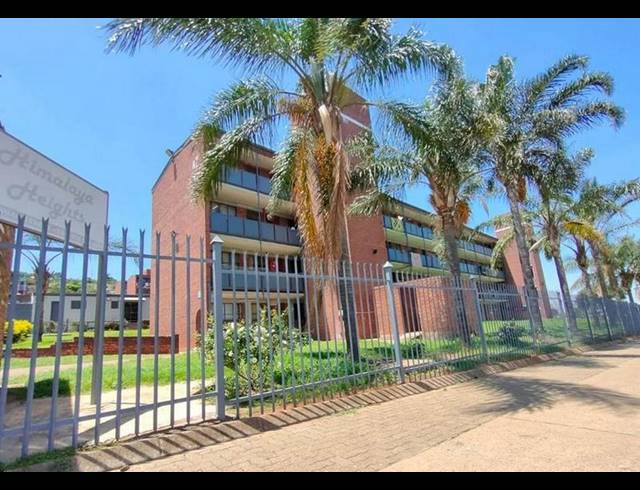 3 BEDROOM APARTMENT FOR SALE IN LAUDIUM